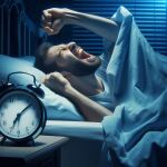 Pagising Bago ang Alarm: Ano ang Ipinapakita ng Iyong Isip Ayon sa Sikolohiya
